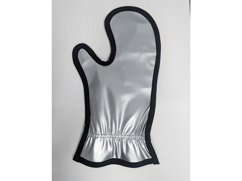 Clearance_AP-CLEAR-3-6-2023_Slit-Mitt-2-WEB Clearance_AP-CLEAR-3-6-2023_Slit-Mitt-2-WEB